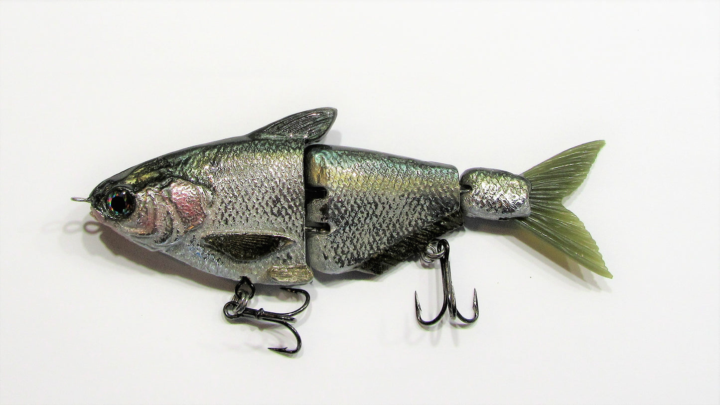 7" Strong Chrome green Threadfin Shad